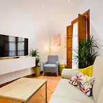 Suites Sevilla Center